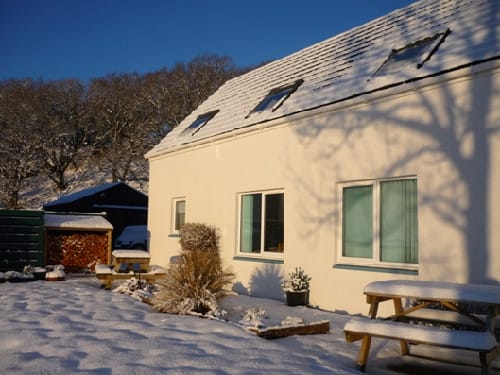 Ceomara Highland Cottages in Snow